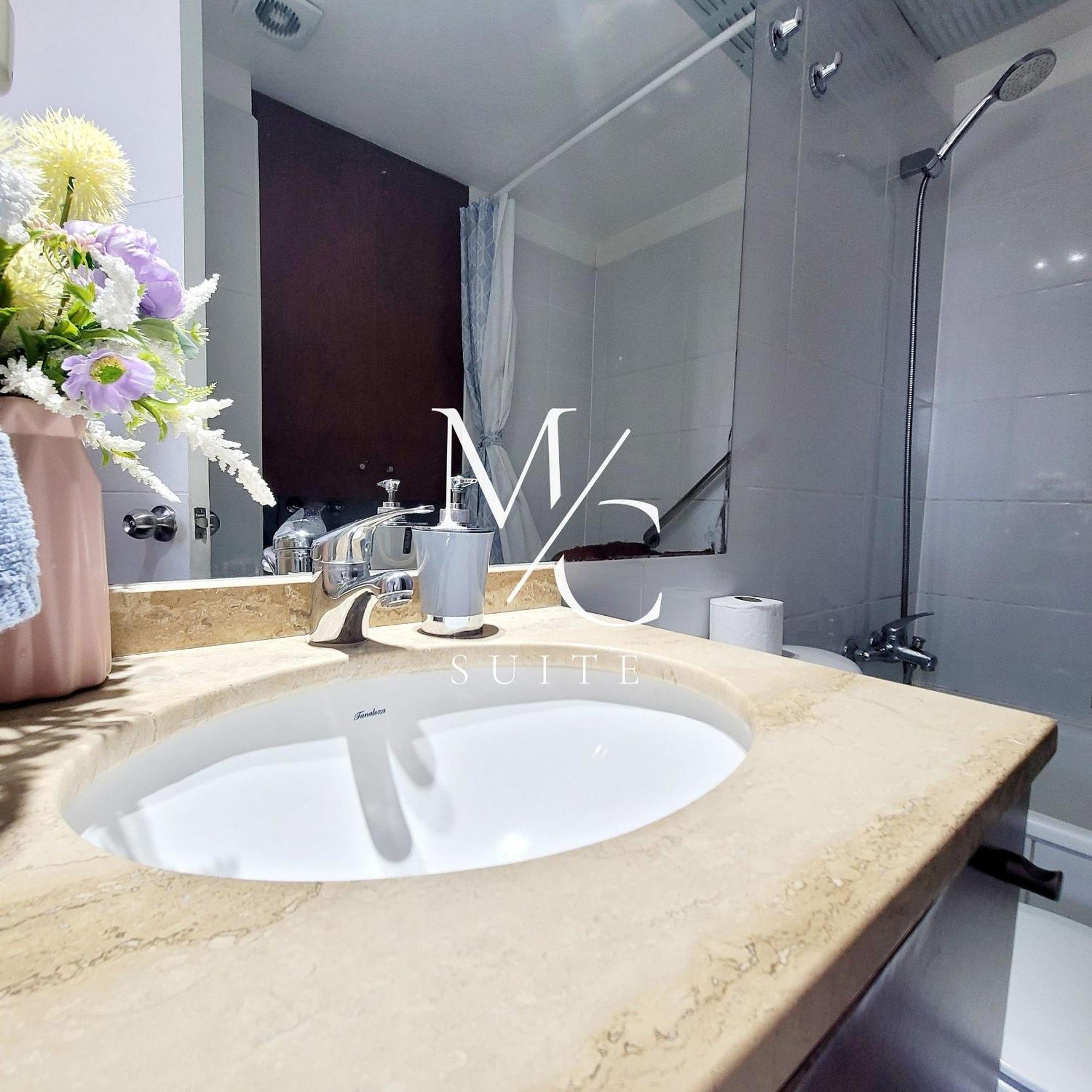 Apartamento Departamentos De 1, 2 Y 3 Habitaciones. Wifi Y Parking Gratis !!